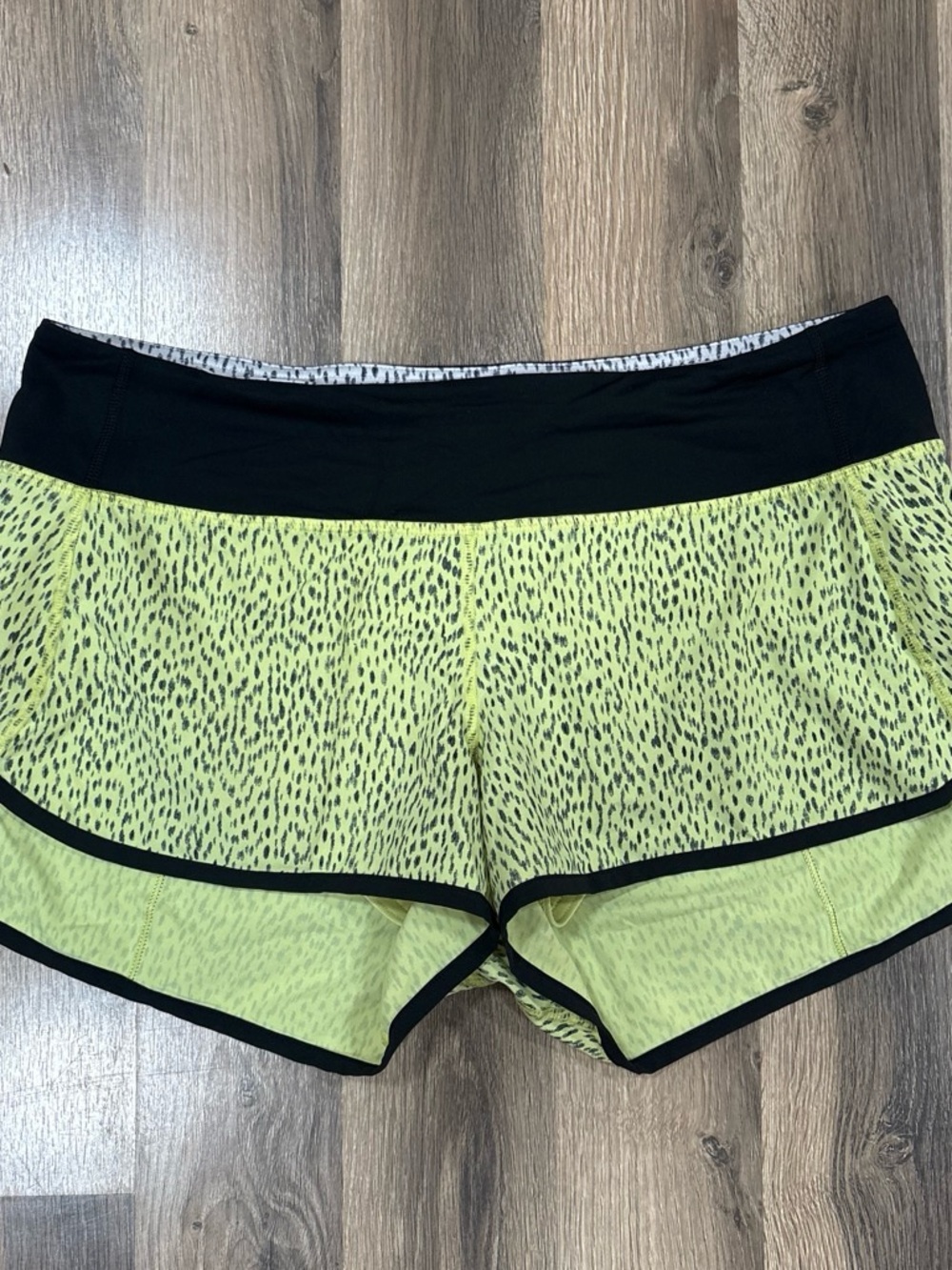 LULULEMON BUNDLE Running Shorts - Pink, Light Pink, Black & Patterned Assortment - Picture 6 of 8